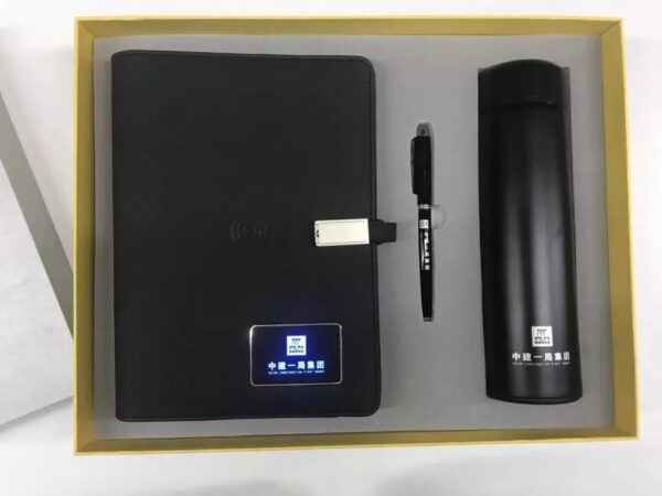 Executive Power Bank Notebook (8000mAh, 7-Color Light-Up Logo, 5W Wireless Charger, 16GB USB), Metal Pen & Stainless Steel Bottle Gift Set - Image 4