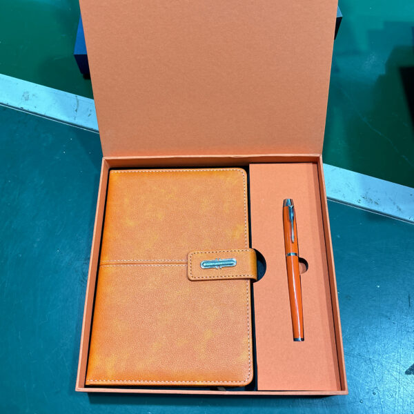 A5 perfect binding notebook + pen gift set 2 in 1 with gift box and bag - Image 2