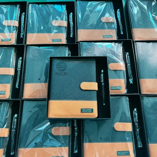 A5 notebook + pen gift set 2 in 1 with gift box and bag - Image 6