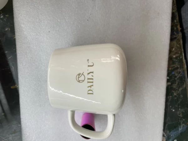 Smart 55-Degree Coffee Mug Warmer Gift Set with Spoon, Box & Bag - Image 3