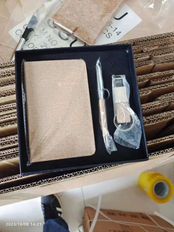 Compact A7 Notebook, Pen & Keychain Essentials Gift Box Set - Image 2