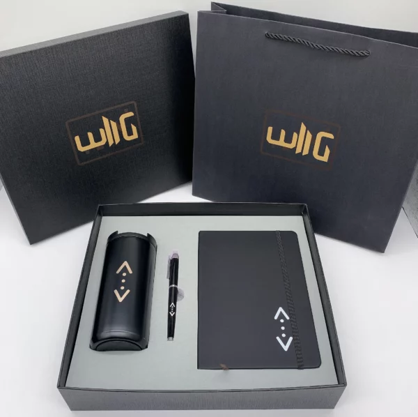 Elevate Your Everyday Routines: A Comprehensive Gift Box with a Functional Bottle, Inviting Notebook, and Classic Pen - Image 4