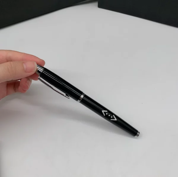 Elevate Your Everyday Routines: A Comprehensive Gift Box with a Functional Bottle, Inviting Notebook, and Classic Pen - Image 9