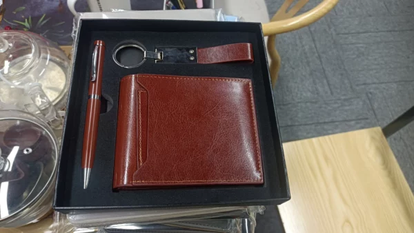 Stylish Metal & PU Keychain, Metal Pen & PU Wallet Gift Box Set - Image 4