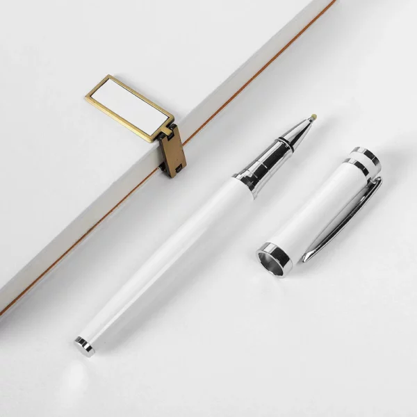 A5 Notebook, Metal Pen & PU Card Holder Professional Gift Set with Box & Bag - Image 4