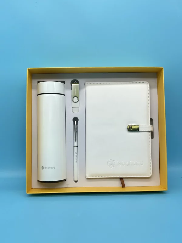 Productive Pro Gift Set: A5 Notebook, 16GB Type-C OTG USB, Metal Pen & 304 SS Water Bottle with Box & Bag - Image 2