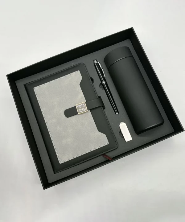 Complete A5 Notebook, 16GB USB, Metal Pen & 304 SS Water Bottle Gift Set with Box & Bag - Image 6