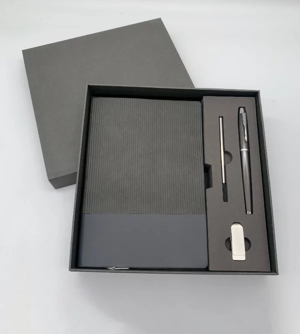 A5 Notebook, 16GB USB Drive & Metal Pen Professional Gift Set with Box & Bag - Image 2