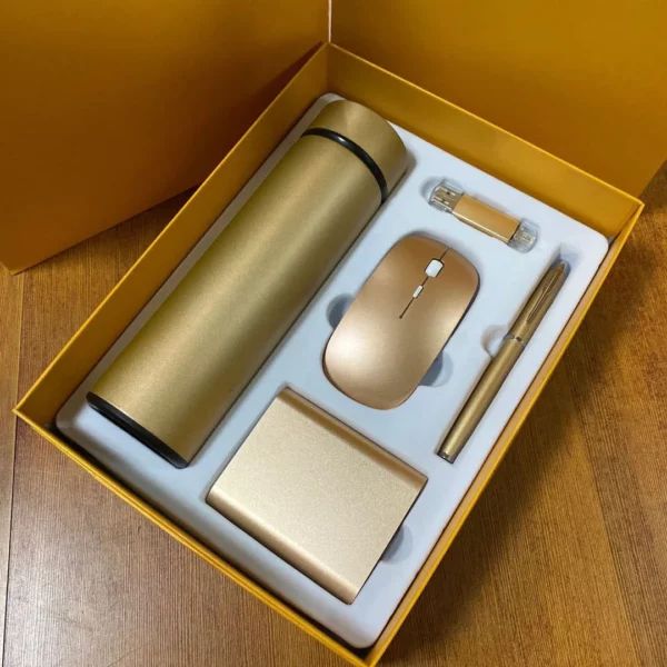 Ultimate Tech & Hydration Gift Set: 10000mAh Power Bank, 304 SS Bottle, Wireless Mouse, Metal Pen & 16GB Type-C/PC USB Drive with Box & Bag - Image 7