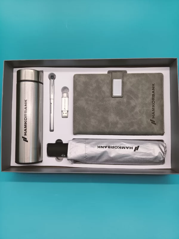 Professional On-the-Go Gift Set: 304 SS Bottle, 16GB Type-C/PC USB, Metal Pen, Automatic Umbrella & A5 Notebook with Box & Bag - Image 7
