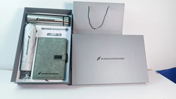 Professional On-the-Go Gift Set: 304 SS Bottle, 16GB Type-C/PC USB, Metal Pen, Automatic Umbrella & A5 Notebook with Box & Bag - Image 9