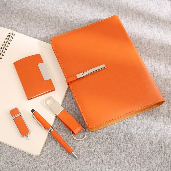 Stylish Metal & PU Keychain, 16GB PU/Metal USB, PU Pen, Card Holder & A5 Loose-Leaf Notebook Gift Set with Box & Bag - Image 6