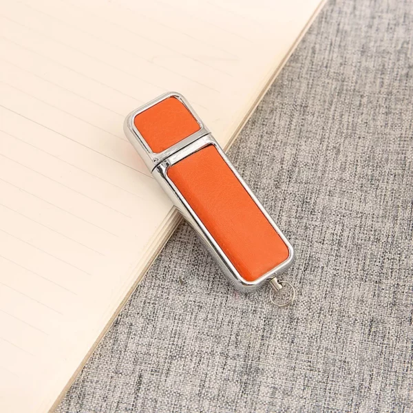 Stylish Metal & PU Keychain, 16GB PU/Metal USB, PU Pen, Card Holder & A5 Loose-Leaf Notebook Gift Set with Box & Bag - Image 9
