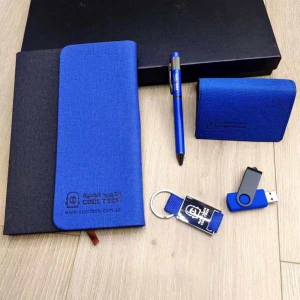 Stylish Metal & PU Keychain, 16GB PU/Metal USB, PU Pen, Card Holder & A5 Loose-Leaf Notebook Gift Set with Box & Bag - Image 3