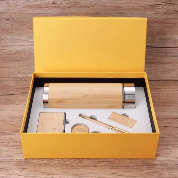 Complete Eco-Friendly Wood Bottle, Card Holder, Keyring, Pen & 16GB USB Drive Gift Set with Box & Bag