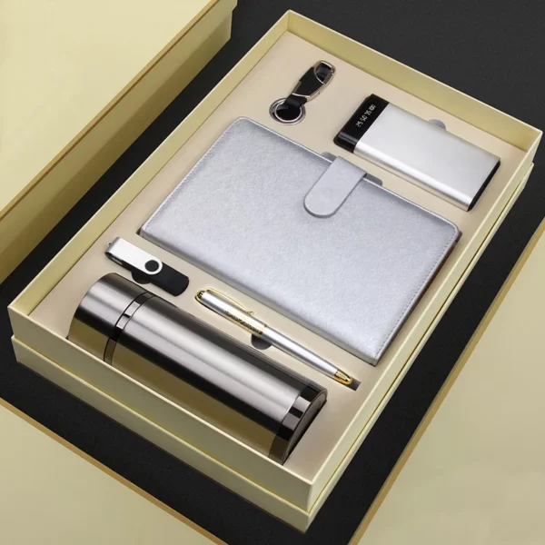Premium Executive Tech Gift Set: 304 SS Bottle, 16GB USB, Metal Pen, PU & Metal Keychain, 10000mAh Power Bank & A5 Notebook with Box & Bag - Image 10