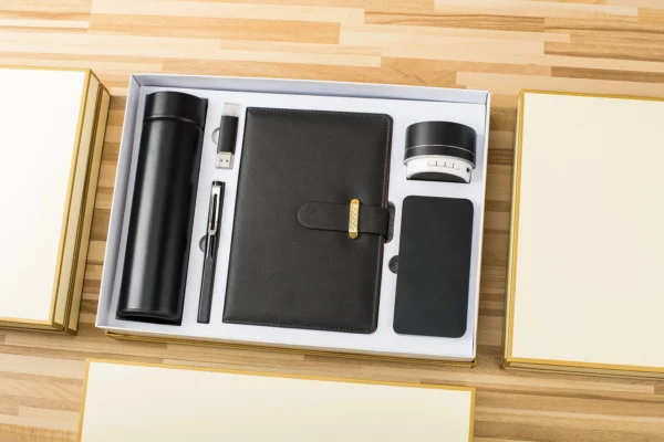 Compact Tech & Hydration Gift Set: 304 SS Bottle, 16GB Type-C/PC USB, Metal Pen, Wireless Speaker, 5000mAh Power Bank & A5 Notebook with Box & Bag - Image 6