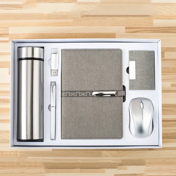 Comprehensive Desk & Tech Gift Set: 304 SS Bottle, 16GB Type-C/PC USB, Metal Pen, PU/Metal Card Holder, Wireless Mouse & A5 Notebook with Box & Bag - Image 9
