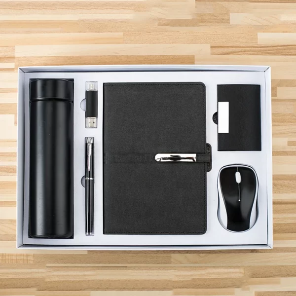 Comprehensive Desk & Tech Gift Set: 304 SS Bottle, 16GB Type-C/PC USB, Metal Pen, PU/Metal Card Holder, Wireless Mouse & A5 Notebook with Box & Bag - Image 10
