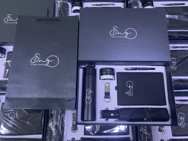 Executive Hydration & Tech Set: 304 SS Bottle, Automatic Umbrella, Metal Pen, 16GB Type-C/PC USB, Wireless Speaker & A5 Notebook with Box & Bag - Image 4