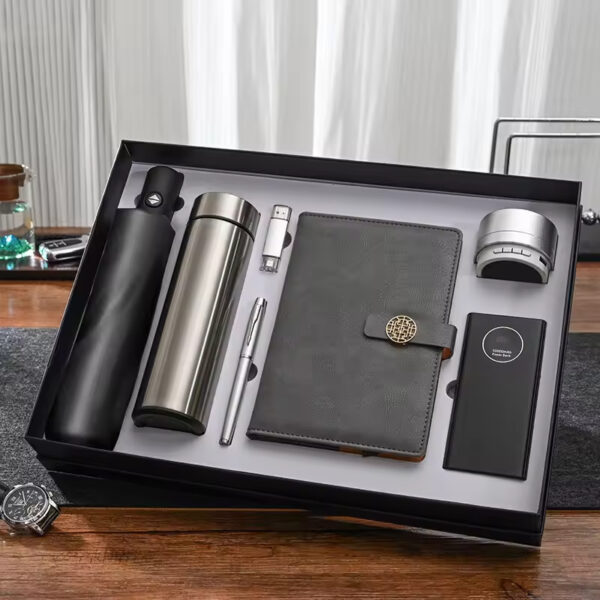 Executive Power Bank Notebook (8000mAh, 7-Color Light-Up Logo, 5W Wireless Charger, 16GB USB), Metal Pen & Stainless Steel Bottle Gift Set - Image 4