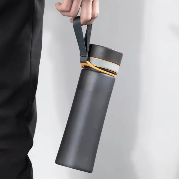 Plastic light weight bottle - Image 2
