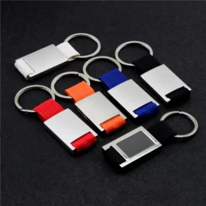 Simple cloth + metal keychain