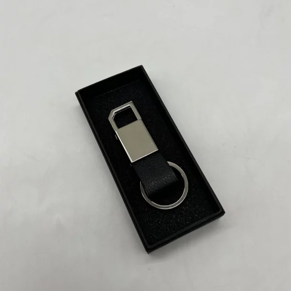 Simple pu leather + metal keychain - Image 8