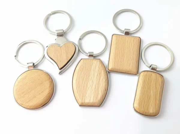 ECO friendly bamboo + metal keychain - Image 7