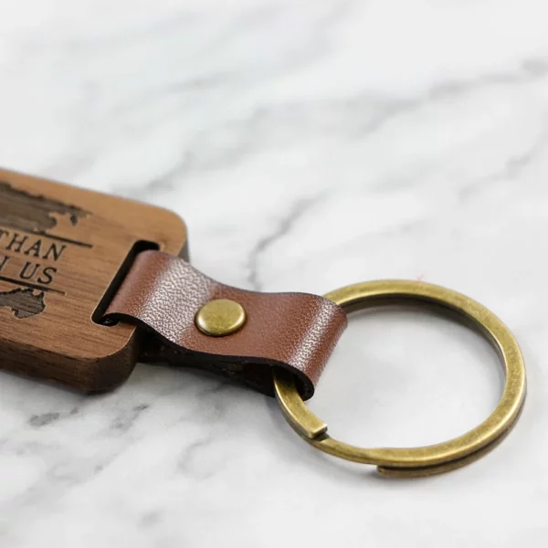 Wood chip keychain - Image 2
