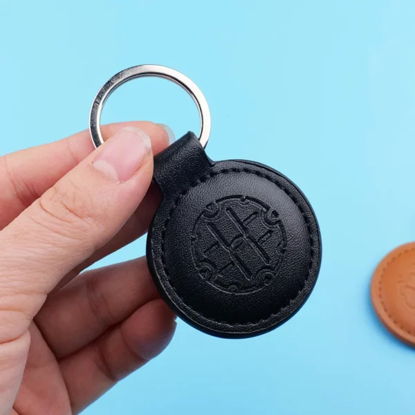Round PU leather keychain - Image 3