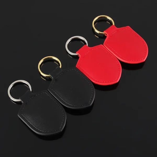 Simple metal keychain with metal logo - Image 6