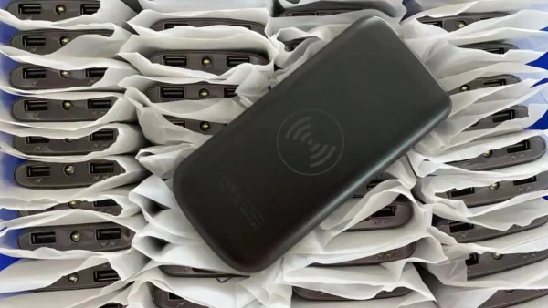 Large Capacity Digital Display Power Bank - 10000mAh Ultra-Fast Output