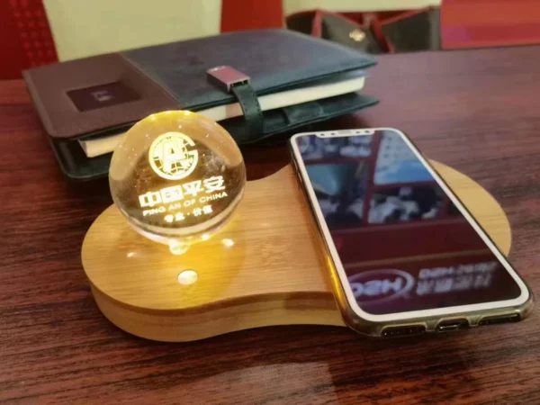 ECO-friendly wireless charger with 3D LOGO lamp - Image 2