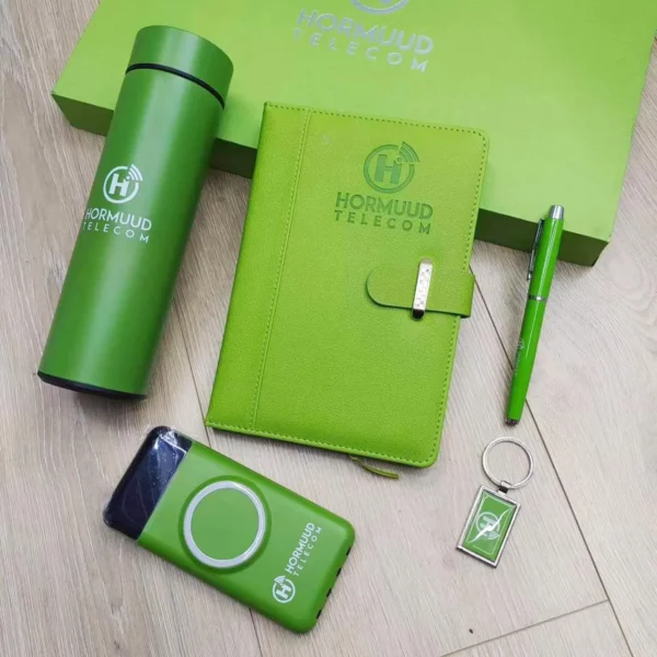 Green color power bank gift set 5 in 1 - Image 2